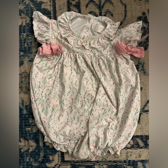 cecil & lou Other - Cecil & Lou 12m bubble